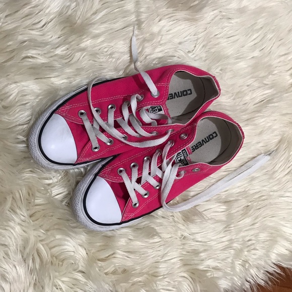 Converse Shoes - Converse Pink